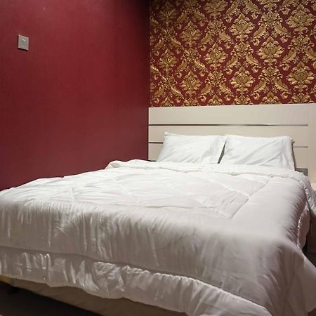 فندق Omah Kalimosodo Mitra Reddoorz Near Stasiun Malang Kota Baru المظهر الخارجي الصورة