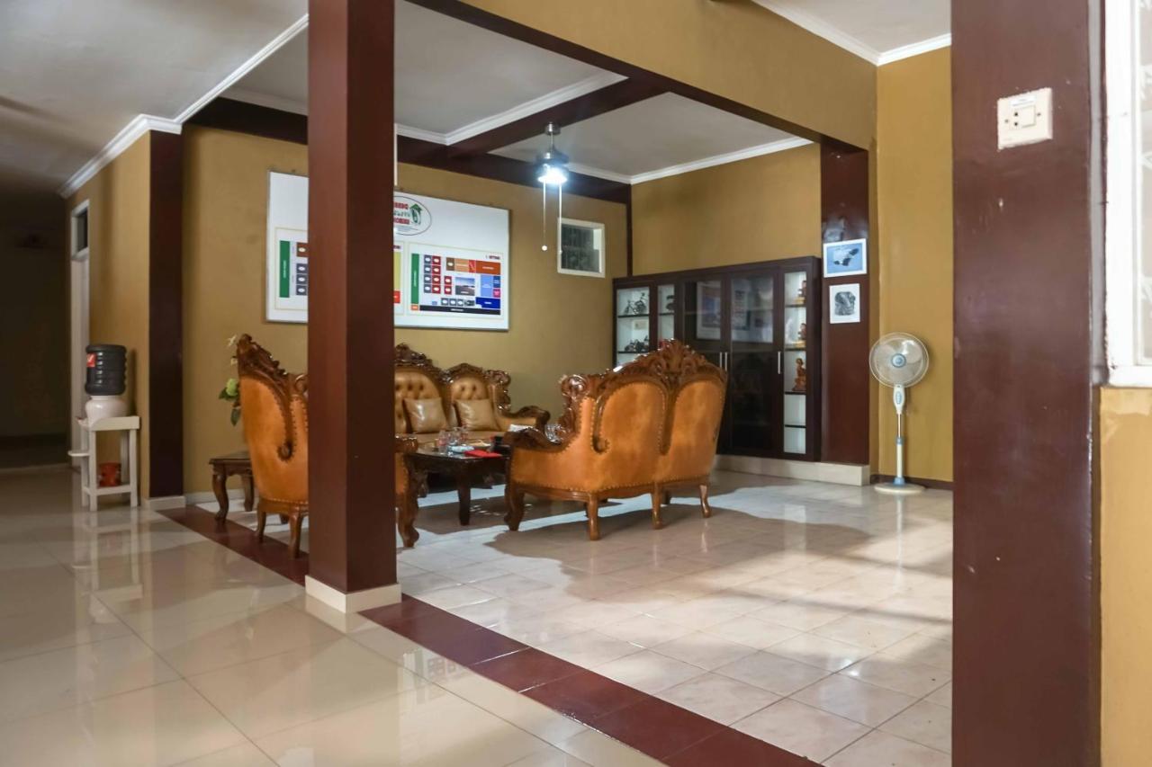 فندق Omah Kalimosodo Mitra Reddoorz Near Stasiun Malang Kota Baru المظهر الخارجي الصورة