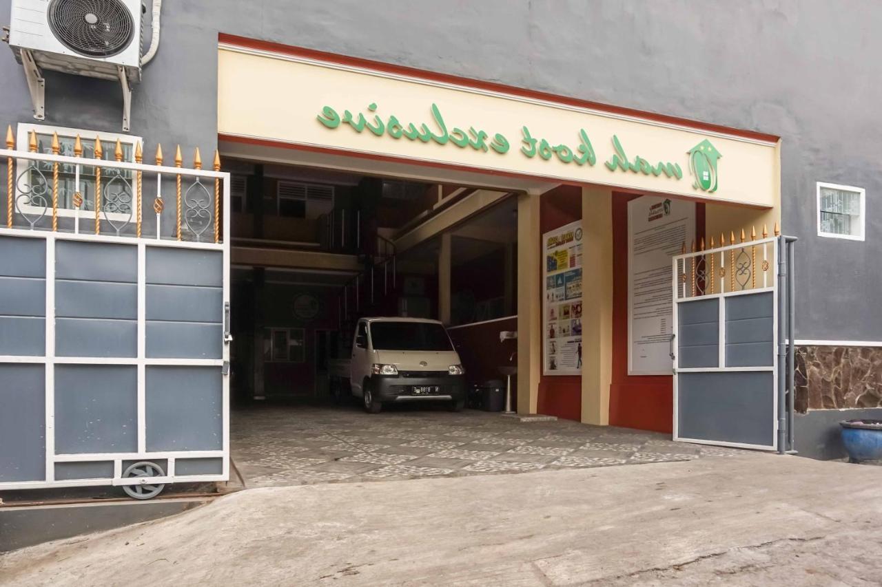 فندق Omah Kalimosodo Mitra Reddoorz Near Stasiun Malang Kota Baru المظهر الخارجي الصورة